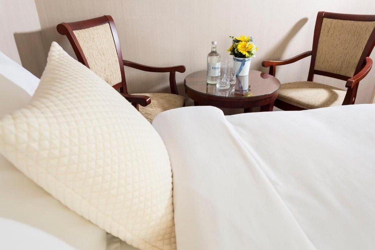 Hotel Savoy Ст. Хейлир Джерси Экстерьер фото
