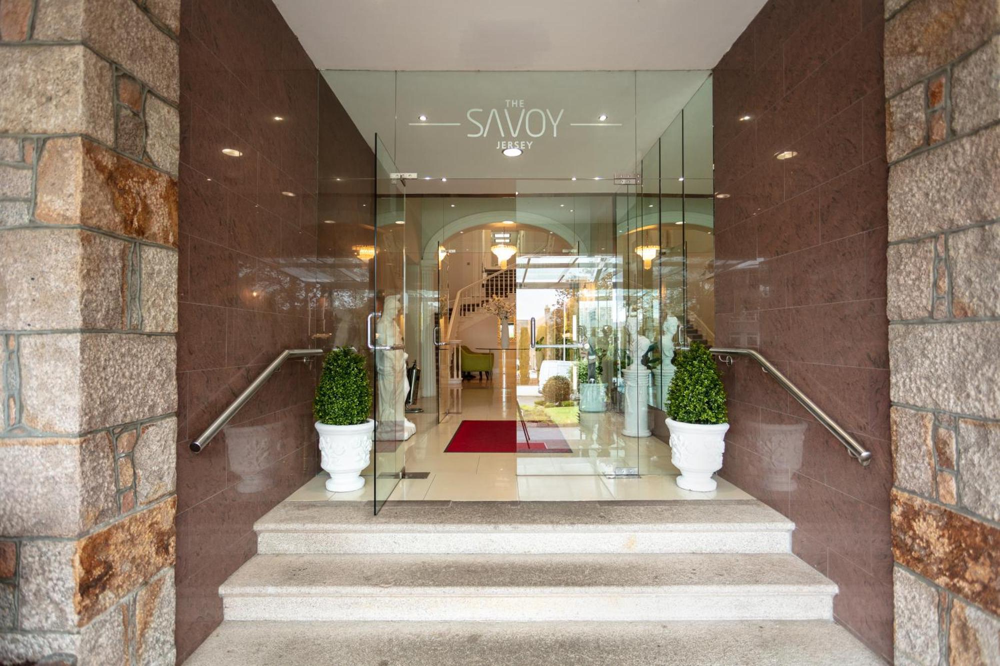 Hotel Savoy Ст. Хейлир Джерси Экстерьер фото